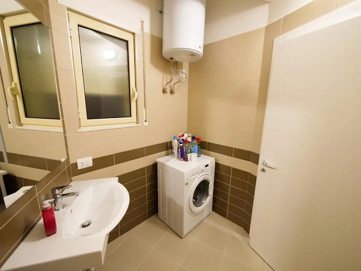 Next Home Apartment 2 Vlore 0*,  Albania